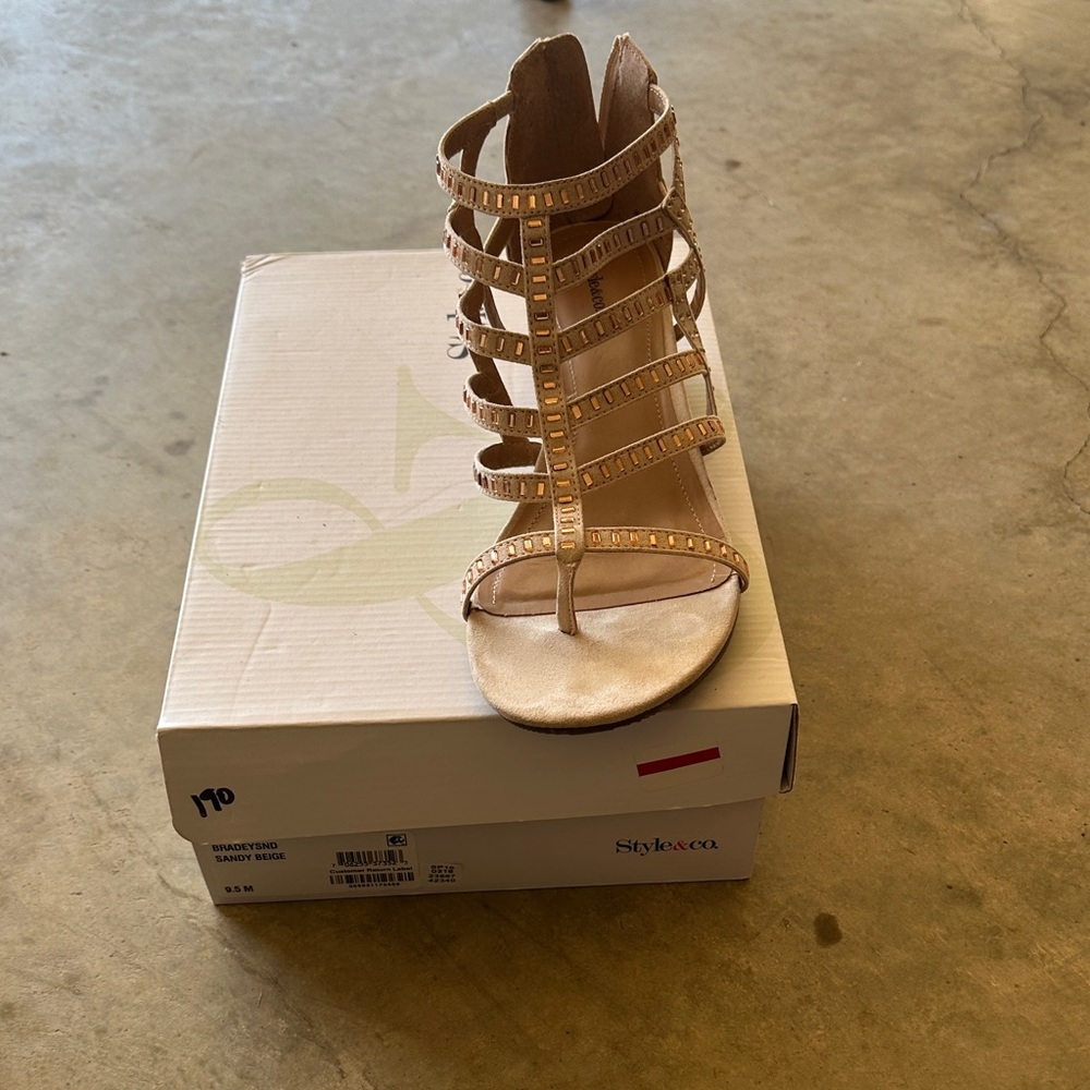Style & Co. Women's Gold Strappy Heels